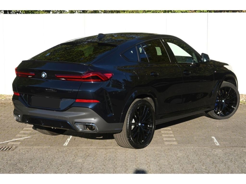 BMW X6 M40d xDrive - předváděcí auto skladem - maximální výbava - super cena - online prodej - autoibuy.com